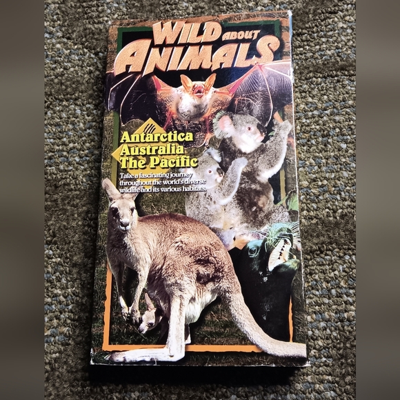 WILD ABOUT ANIMALS VHS TAPES - Picture 11 of 16
